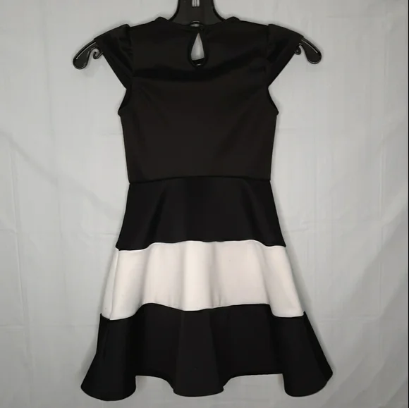 2 Hip Black/White Dress 7 - Picture 2 of 6